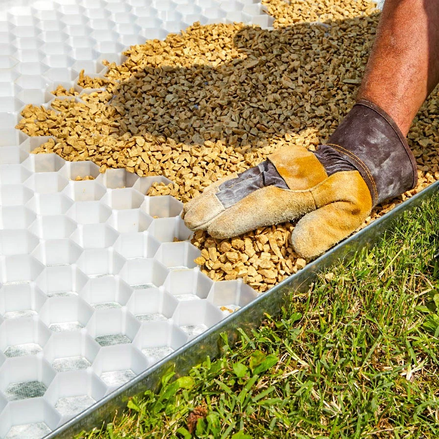 kratka ogrodowa na grys krata najazdowa na podjazd grys na dróżki i ścieżki w ogrodzie.webp